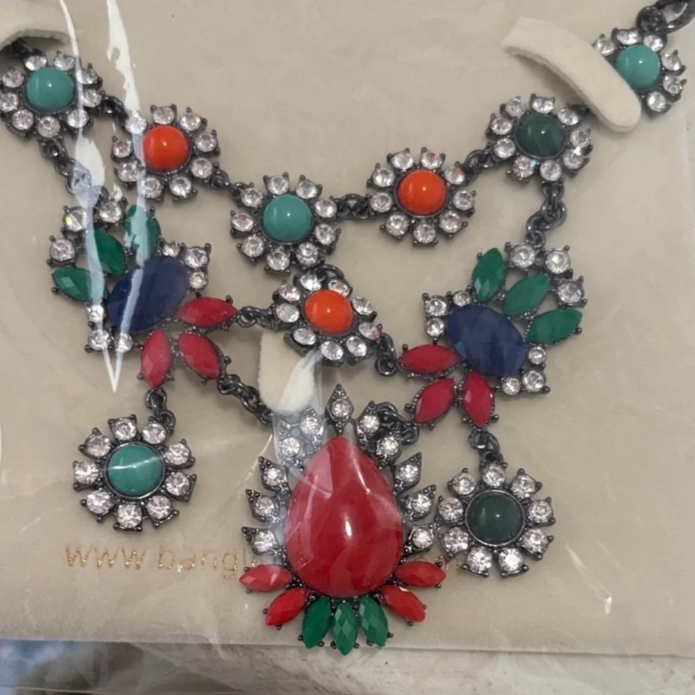 🇮🇳🥻NWT Amrita Singh Intricate Indian Style Vibrant Gemstone Statement Necklace - Picture 4 of 5